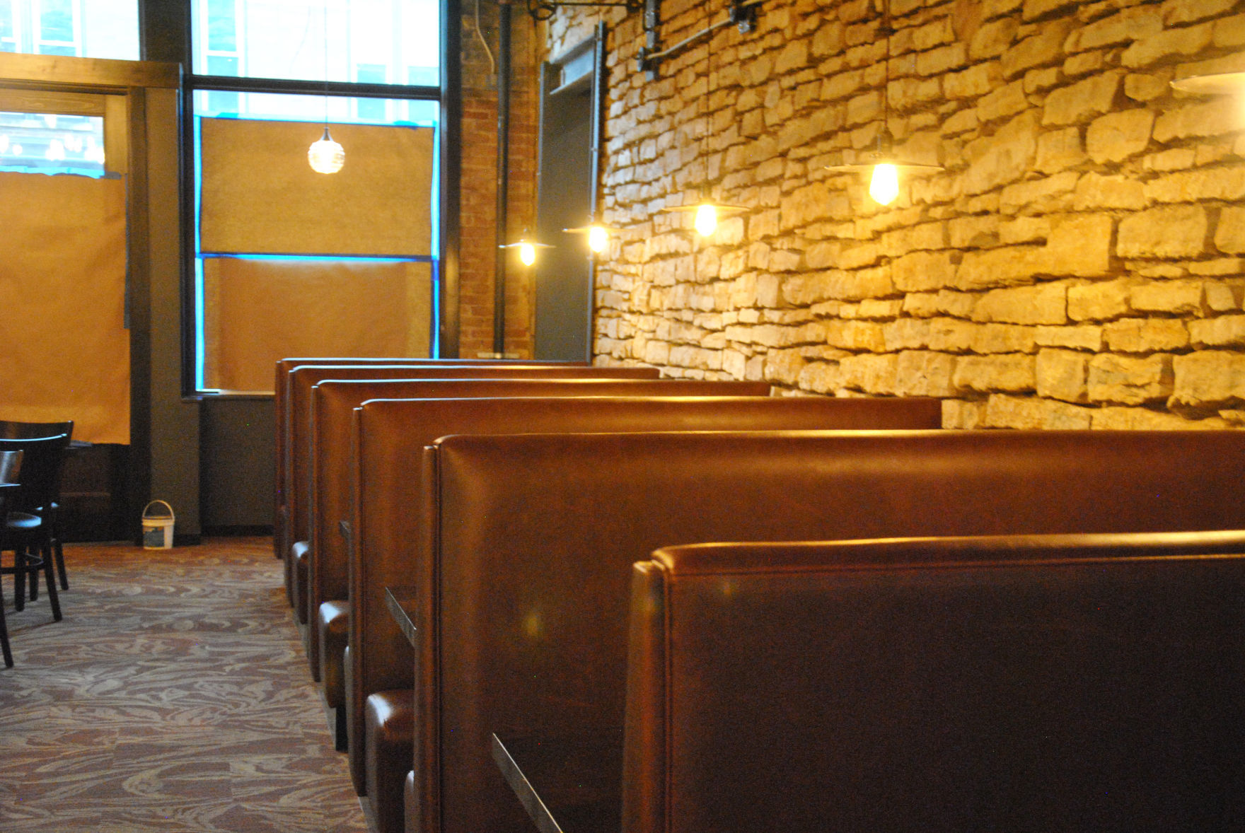 Reunion restaurant 2